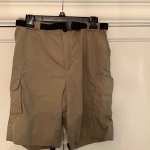 Magellan shorts men’s size Medium
